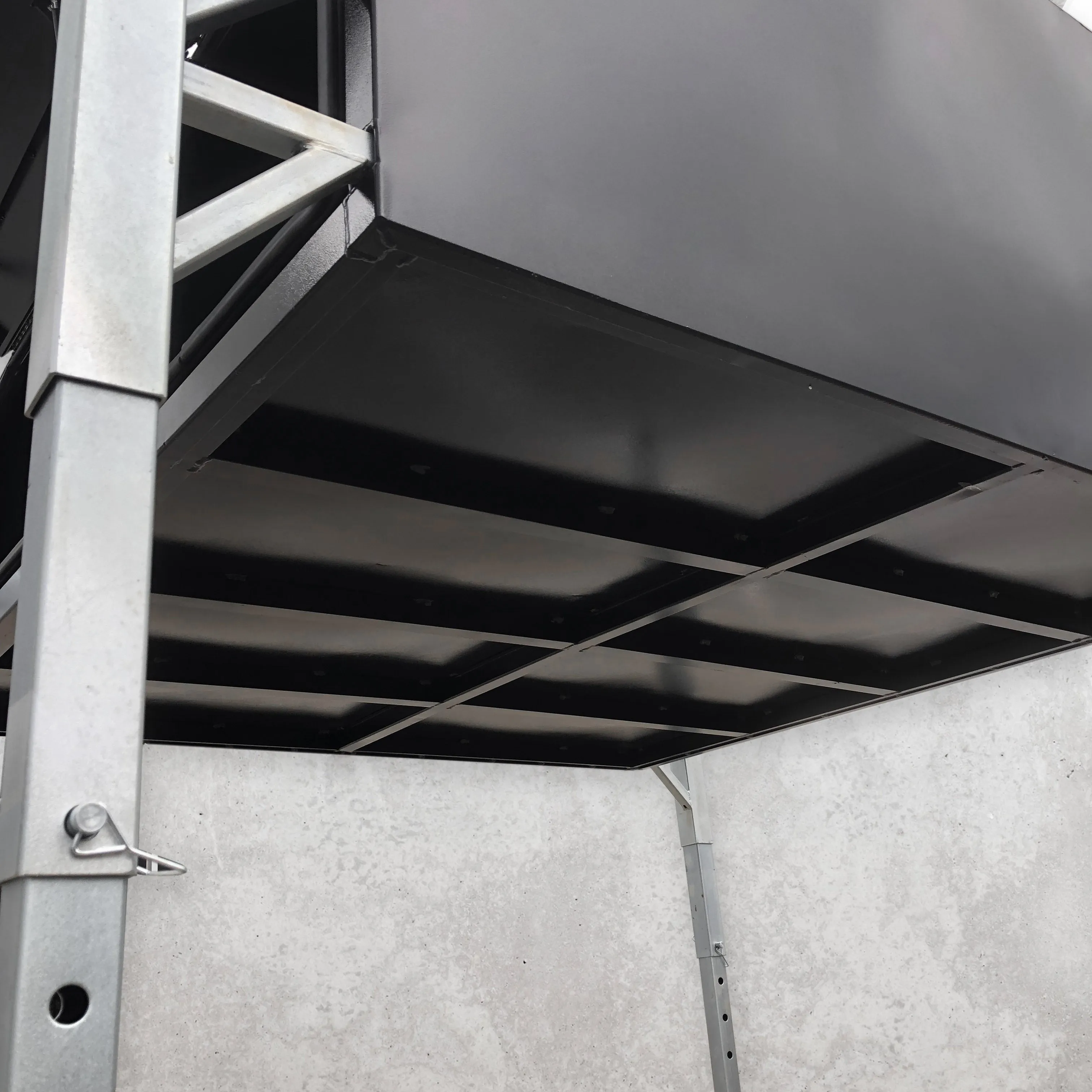1950mm Aluminium Canopy - Black