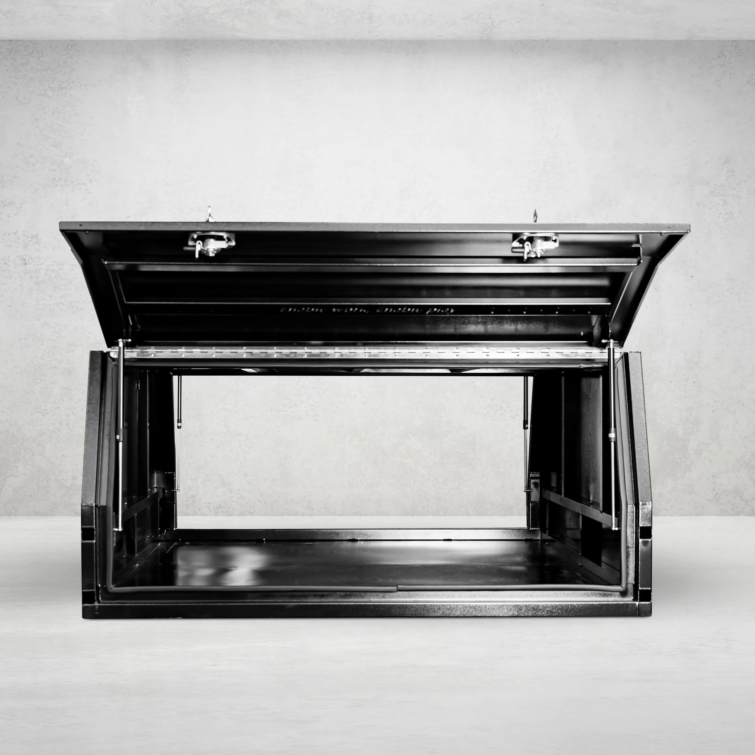 1950mm Aluminium Canopy - Black
