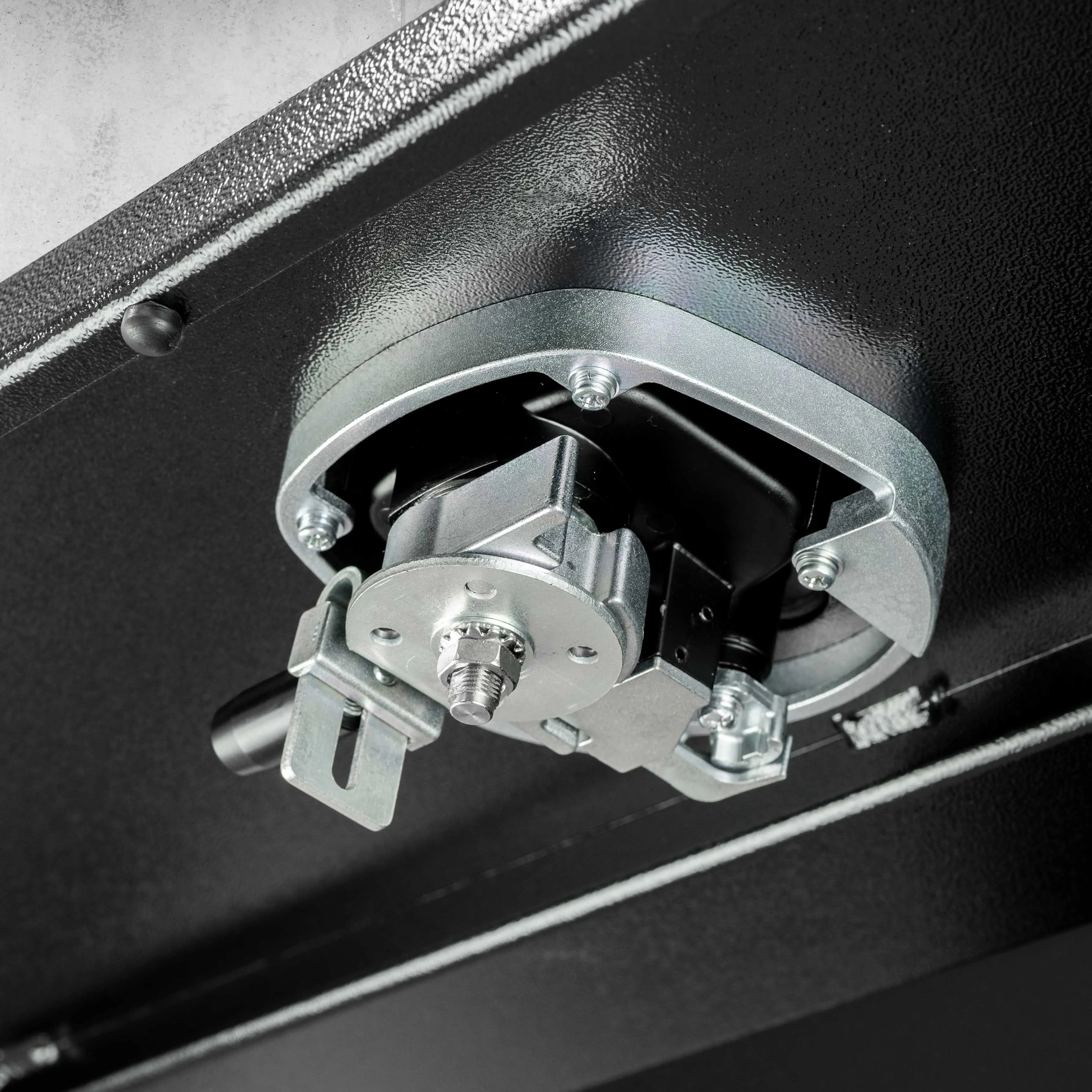 1950mm Aluminium Canopy - Black