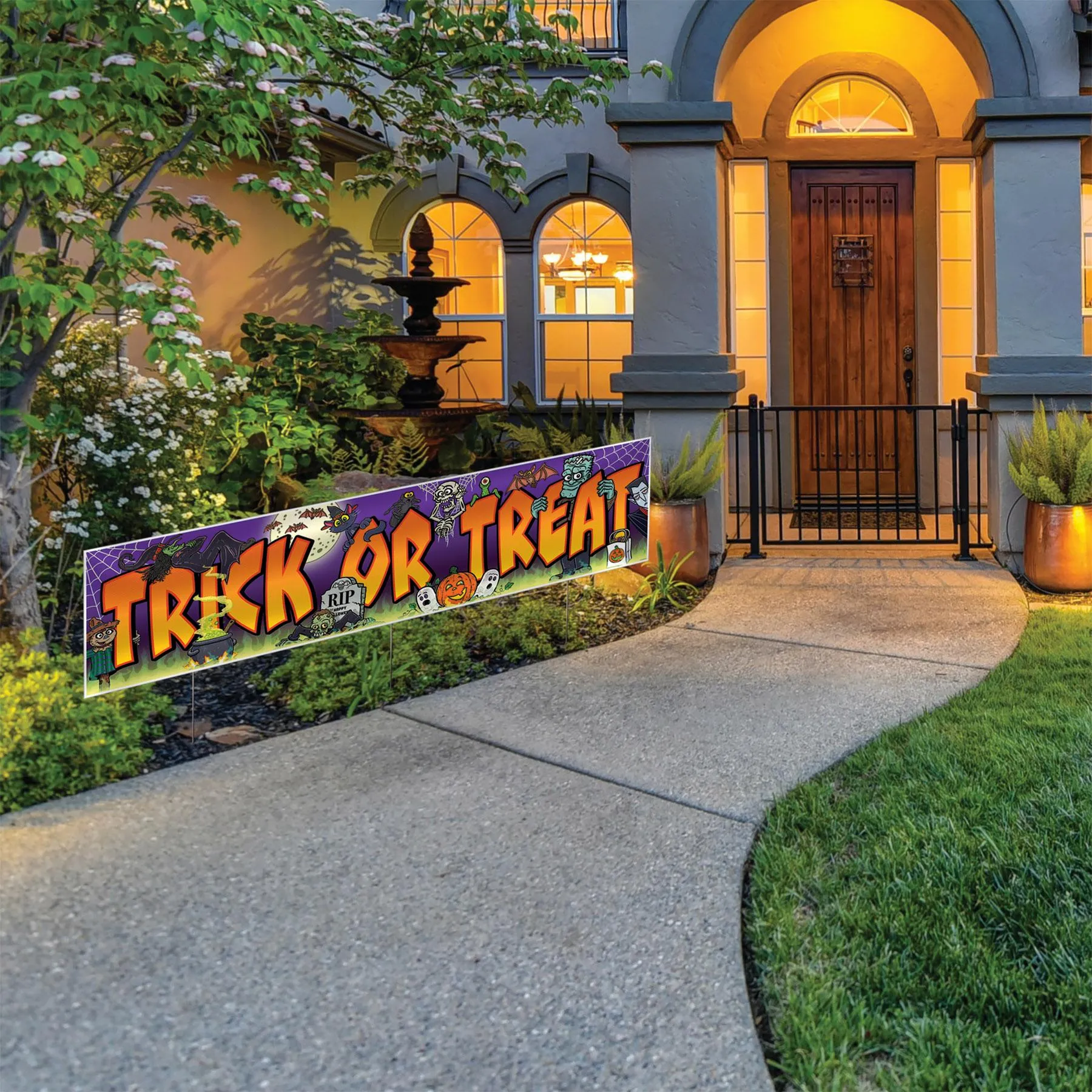 Halloween Plastic Jumbo Trick Or Treat Yard Sign