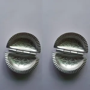 sakoraware Aluminium Gujiya/Gujia Karanji Maker Karjikai Mould Cutter Sacha Machine, Dumpling Maker Kitchen Molds For Festivals, Pack Of 2, Silver, 20 x 15 x 2 Centimeters